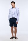 Bermuda à pince taille élastiquée en mélange lin et coton - Monoprix Margaret Bermuda à pince taille élastiquée en mélange lin et coton à 14,99 € dans le catalogue Monoprix Margaret