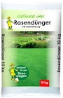 Rasendünger mit Sofortwirkung Angebote von Grüner Jan bei Thomas Philipps Bad Salzuflen für 13,99 €
