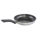 SUR TOUTES LES CASSEROLES, LES POÊLES ET TOUS LES FAITOUTS ESSENTIAL - CARREFOUR HOME - Carrefour à Levallois-Perret SUR TOUTES LES CASSEROLES, LES POÊLES ET TOUS LES FAITOUTS ESSENTIAL - CARREFOUR HOME en promo chez Carrefour Levallois-Perret
