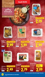 Offre Nems au porc dans le catalogue Lidl du moment à la page 26