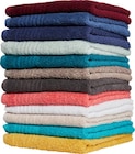 Linge de bain "Bath" à Carrefour dans Cesson-Sévigné Linge de bain "Bath" à Carrefour dans Cesson-Sévigné