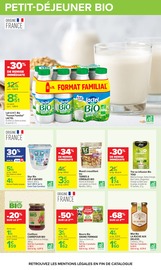 Promos Lait Demi-Écrémé dans le catalogue "Carrefour" de Carrefour Lait Demi-Écrémé en promo dans le catalogue Carrefour à la page 15