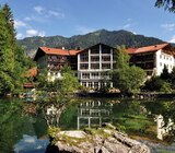 Doppelzimmer Seehaus Komfort im 4-Sterne Hotel Das Badersee im REWE Prospekt Doppelzimmer Seehaus Komfort im 4-Sterne Hotel Das Badersee von im aktuellen REWE Prospekt für 319,00 €
