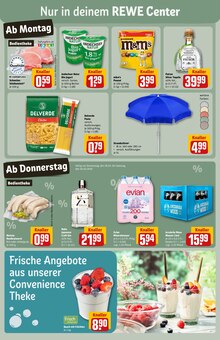 Gin im REWE Prospekt "Dein Markt" mit 30 Seiten (Regensburg)