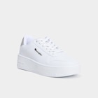 Promo Tennis basses plateformes Champion RD18 gris argent femme à 30,00 € dans le catalogue La Halle à Malauzat
