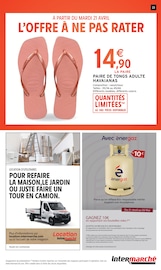 Chaussures en promo dans le catalogue Intermarché Express à la page 23