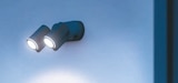 Sensor-Wandspot von  im aktuellen toom Baumarkt Prospekt für 49,99 €
