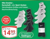 Sneaker-, Kurzschaft- oder Sport-Socken bei GLOBUS im Prospekt  für 14,99 €