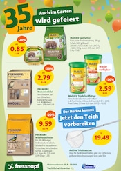 Fischfutter Angebote im Prospekt "Pfoten hoch, Preise runter!" von Fressnapf auf Seite 18