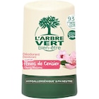 Déodorant à bille - L'ARBRE VERT - Carrefour Déodorant à bille - L'ARBRE VERT à 2,50 € dans le catalogue Carrefour
