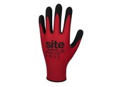 Gants en nitrile tous travaux T9 rouges et noirs - Site en promo chez Brico Dépôt Saint-Doulchard à 4,19 €