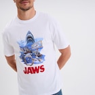 T-shirt coton Les Dents de la mer blanc homme en promo chez La Halle T-shirt coton Les Dents de la mer blanc homme dans le catalogue La Halle