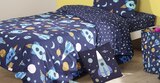 Linge de lit SPATIONAUTE - SINCÈRE en promo chez Géant Casino Linge de lit SPATIONAUTE - SINCÈRE dans le catalogue Géant Casino