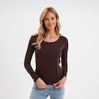 T-shirt coton col rond manches longues marron foncé femme en promo chez La Halle T-shirt coton col rond manches longues marron foncé femme dans le catalogue La Halle