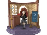 WWO Zauberkunst Klassenzimmer Spielset Mehrfarbig im MediaMarkt Saturn Prospekt WWO Zauberkunst Klassenzimmer Spielset Mehrfarbig von SPIN MASTER im aktuellen MediaMarkt Saturn Prospekt für 19,13 €