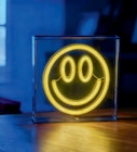 Neon-Tischleuchte im toom Baumarkt Prospekt Neon-Tischleuchte von toom im aktuellen toom Baumarkt Prospekt für 9,99 €