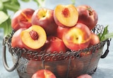 Promo Nectarine blanche/jaune à 2,99 € dans le catalogue Supeco à Laon