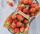 Promo Fraise gariguette label rouge à 3,29 € dans le catalogue Intermarché Contact à Randan