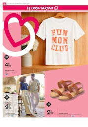 Offre Pantalon Femme dans le catalogue Carrefour Market du moment à la page 12