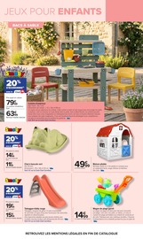Chaise en promo dans le catalogue Carrefour à la page 5