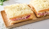 Promo Le 2ème à -60 % sur la gamme des croques préparé par nos pros à  dans le catalogue Supermarchés Match à Metz