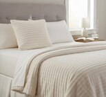 Parure de lit "Bubble" en promo chez Carrefour Brive-la-Gaillarde à 15,99 €