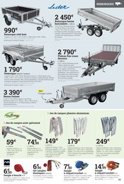 Offre Accessoire voiture dans le catalogue Espace Emeraude du moment à la page 13