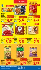 Ferrero Rocher Angebote im Prospekt "Champions de la fraicheur !" von Lidl Ferrero Rocher Angebote im Prospekt "Champions de la fraicheur !" von Lidl auf Seite 17