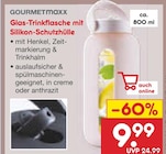 Glas-Trinkflasche mit Silikon-Schutzhülle von GOURMETmaxx im aktuellen Netto Marken-Discount Prospekt für 9,99 €