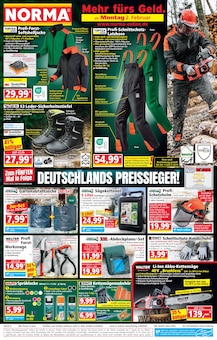 Schuhe im Norma Prospekt "Mehr fürs Geld" mit 20 Seiten (Halle (Saale))