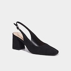 La Halle Puteaux - Promo Escarpins slingback suédine noir femme Promo Escarpins slingback suédine noir femme à 14,99 € dans le catalogue La Halle à Puteaux
