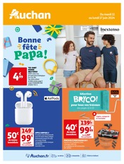 Prospectus Auchan Hypermarché à Châtellerault, "Bonne fête Papa !", 16 pages de promos valables du 11/06/2024 au 17/06/2024