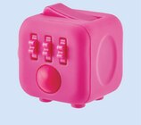 Fidget Cube Beschäftigungswürfel im Angebot bei Rossmann in Chemnitz Fidget Cube Beschäftigungswürfel Angebote von Zuru bei Rossmann Chemnitz für 4,99 €