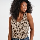 Promo Débardeur coton bretelles larges sable femme à 5,99 € dans le catalogue La Halle à Thionville