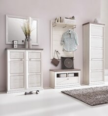 Garderoben-Set bei XXXLutz Möbelhäuser in Dortmund Garderoben-Set im Angebot bei XXXLutz Möbelhäuser Dortmund für 349,00 €