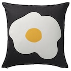 Kissenbezug schwarz/weiß im Angebot bei IKEA in Neustadt Kissenbezug schwarz/weiß Angebote von ÖGONLOCKSMAL bei IKEA Neustadt für 5,99 €