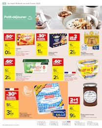 Offre Biscottes Aux Céréales dans le catalogue Carrefour du moment à la page 32