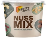 Nuss Mix mit Cranberries Angebote von Farmer's Snack bei REWE Pulheim für 2,69 €