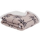 Plaid "Lodge" - TEX HOME en promo chez Carrefour Tours à 15,99 €