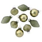 9 Weihnachtskugeln in verschiedenen Formen im Ernstings family Prospekt 9 Weihnachtskugeln in verschiedenen Formen von im aktuellen Ernstings family Prospekt für 3,99 €