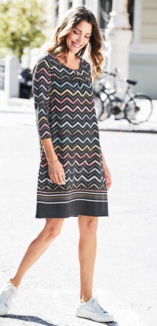 Kleid bei Ernstings family in Frechen Kleid im Angebot bei Ernstings family Frechen für 19,99 €