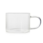Tasse en verre strie dans le catalogue B&M