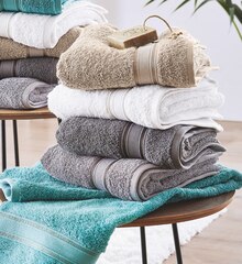 Frottier-Serie bei XXXLutz Möbelhäuser in Offenbach Frottier-Serie im Angebot bei XXXLutz Möbelhäuser Offenbach für 3,99 €