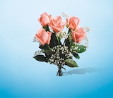 Promo Bouquet de 5 roses 50cm avec gypsophile à 3,99 € dans le catalogue Netto à Estancarbon