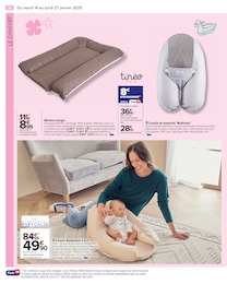 Offre Coussin Bébé dans le catalogue Carrefour du moment à la page 30