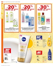 Promo Soin visage dans le catalogue Carrefour du moment à la page 12