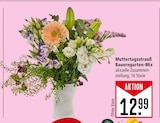 Marktkauf Friedrichshafen - Muttertagsstrauß Bauerngarten-Mix Angebot im Prospekt Muttertagsstrauß Bauerngarten-Mix bei Marktkauf im Friedrichshafen Prospekt für 12,99 €