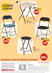 Table Pliante Angebote im Prospekt "Meublez-vous de bonnes affaires" von Maxi Bazar auf Seite 12