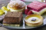 Vival Rosny-sous-Bois - ASSORTIMENT 4 PÂTISSERIES Promo ASSORTIMENT 4 PÂTISSERIES dans le catalogue Vival L'Anniversaire à Rosny-sous-Bois