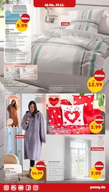 Kuscheldecke im Penny Prospekt in Bruchsal Aktueller Penny Prospekt mit Kuscheldecke, "Wer günstig will, muss Penny.", Seite 37